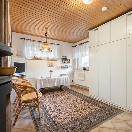 Tranquil Stay, Guentersberge, Cleaning Included *